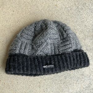 Everest Designs Wool Knit Hat
